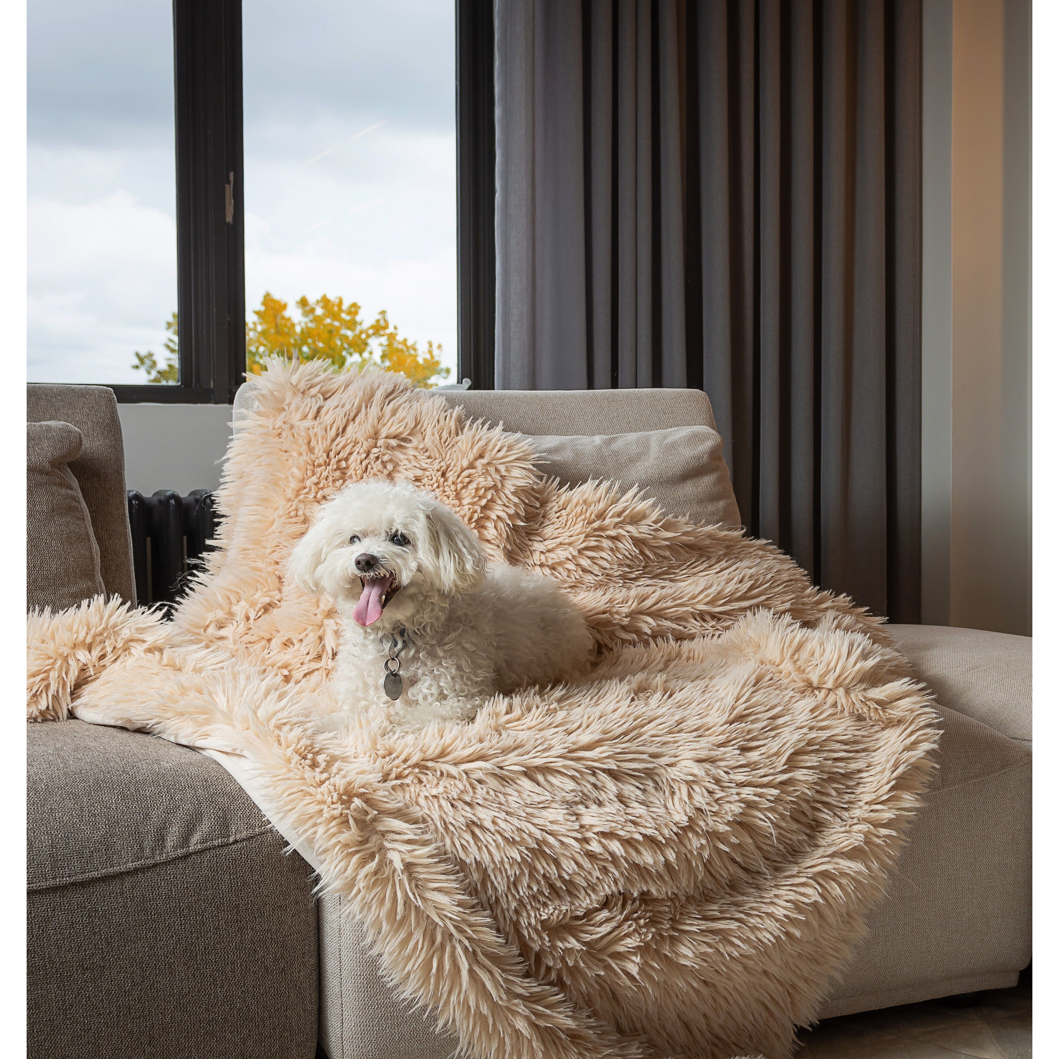 Luxe Home Decor Classic Faux Fur Throw | 1-Piece - On Sale - Bed